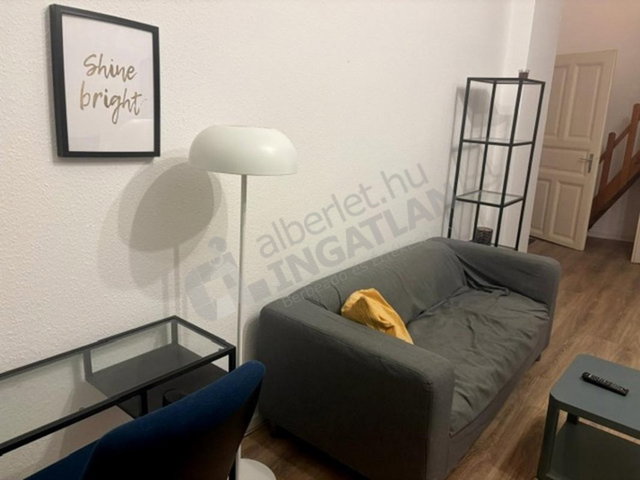 Kiadó téglalakás, albérlet, Budapesten, VI. kerületben