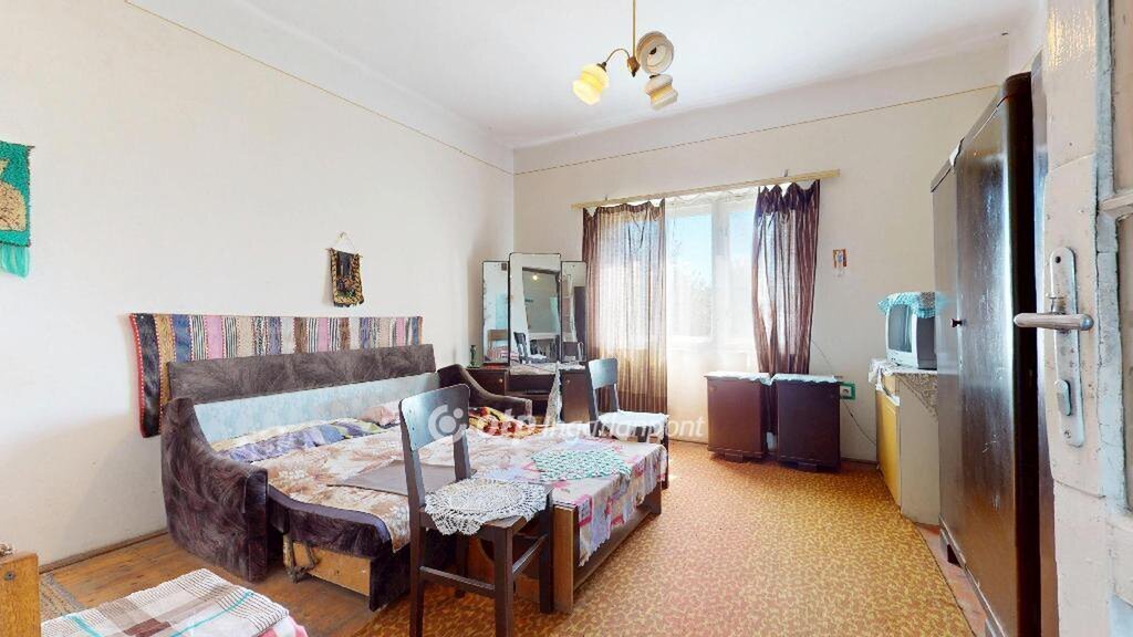 2 bed · 90m² · 9.000.000 ft