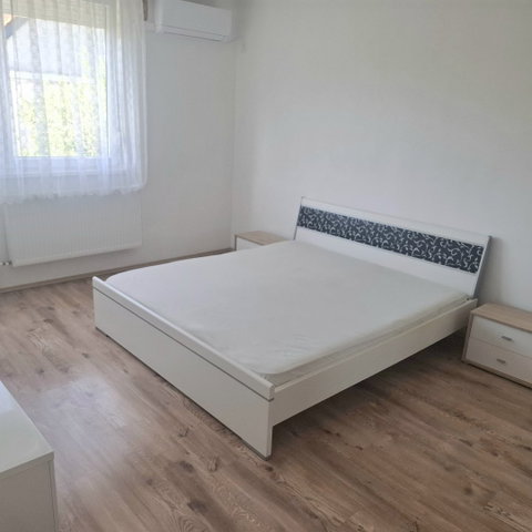 Eladó téglalakás, Debrecenben, Gáborjáni Szabó Kálmán utcában