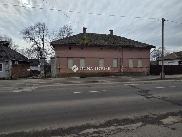 Eladó iroda, Gyomaendrődön, Fő úton 65 M Ft