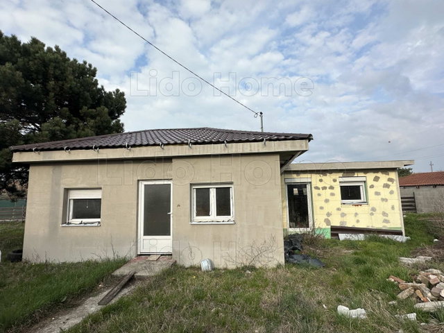 Eladó családi ház, Siófokon 55 M Ft, 3 szobás