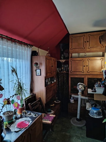 Eladó családi ház, Szegeden 43.9 M Ft, 2 szobás