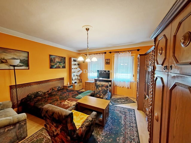 Eladó családi ház, Szombathelyen, Szőlős utcában 27 M Ft