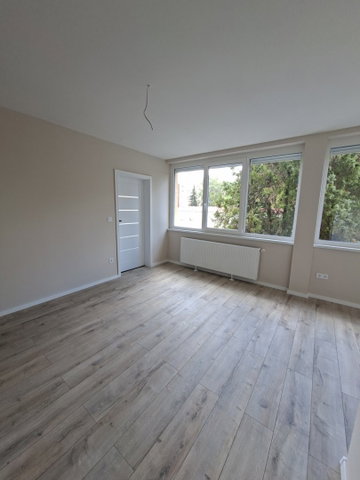 Eladó téglalakás, Egerben 38.5 M Ft, 1 szobás
