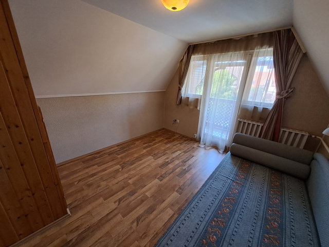 Eladó családi ház, Kecskeméten 145 M Ft, 9 szobás