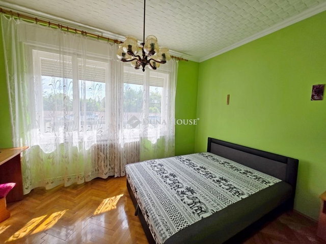 Eladó családi ház, Szombathelyen 79 M Ft, 5 szobás