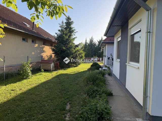 Eladó családi ház, Egerágon 78 M Ft, 6 szobás