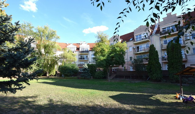 Eladó téglalakás, Debrecenben 69 M Ft, 3 szobás