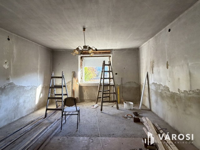 Eladó családi ház, Dégen 14.99 M Ft, 2 szobás