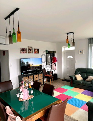 Eladó ikerház, Teskándon 76.5 M Ft, 5 szobás