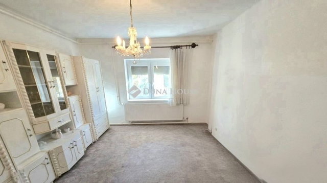 Eladó családi ház, Dabason 89 M Ft, 2 szobás