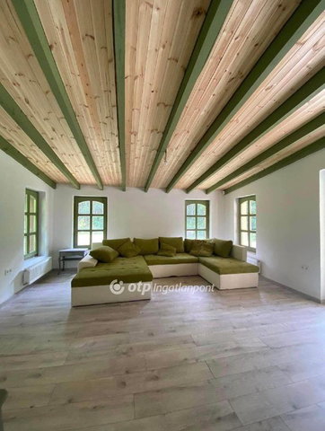 Eladó nyaraló, Kocséren 79.9 M Ft, 6 szobás