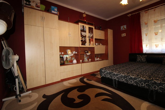 Eladó családi ház, Nógrádszakálon 9.6 M Ft, 1+1 szobás