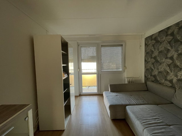 Eladó panellakás, Miskolcon 37.5 M Ft, 3 szobás