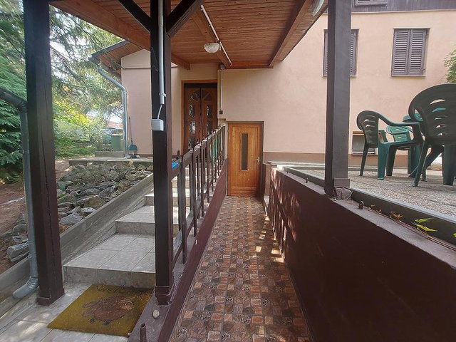 Eladó családi ház, Gödön 69.9 M Ft, 3 szobás