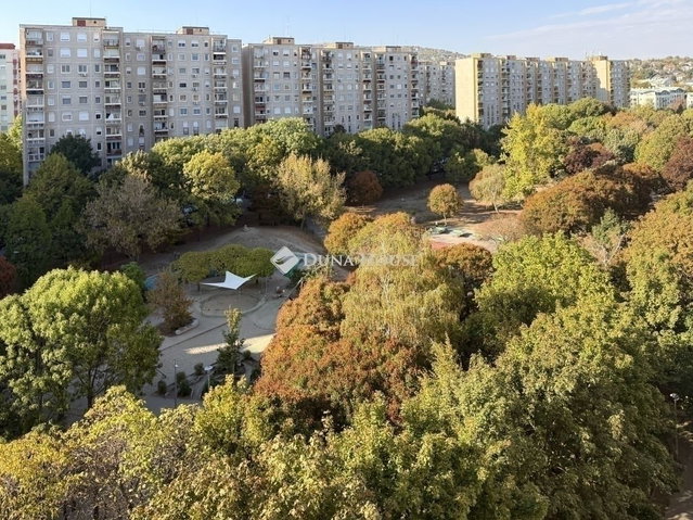 Eladó panellakás, Budapesten, XI. kerületben 72.9 M Ft