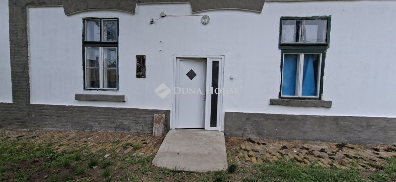 60m² · 80.000 ft
