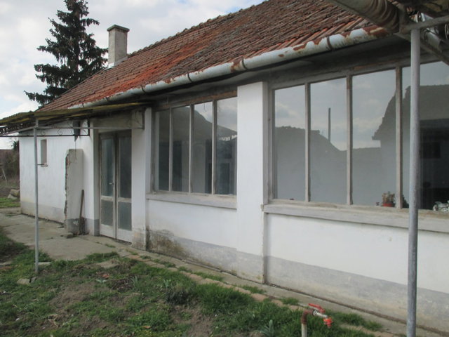 Eladó családi ház, Dobozon 10 M Ft, 4 szobás