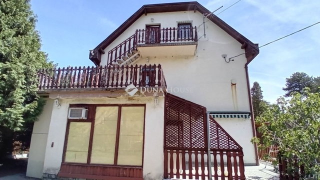Eladó ikerház, Siófokon 85 M Ft, 7 szobás / költözzbe.hu