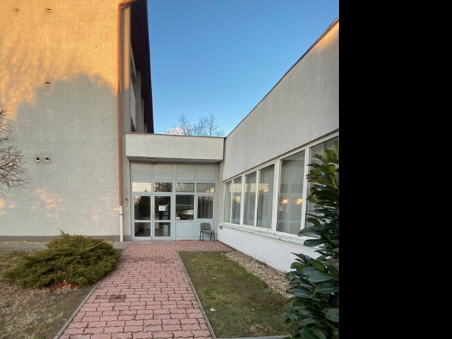 Kiadó iroda, Budapesten, XXI. kerületben 66 E Ft / hó, 1 szobás