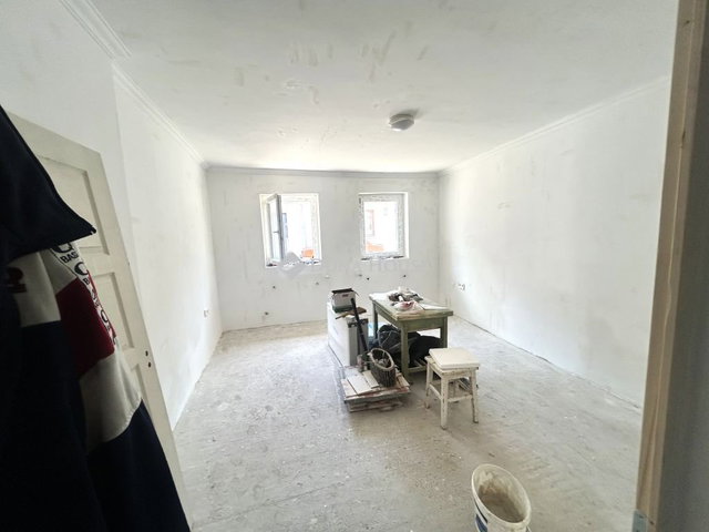Eladó családi ház, Mosonmagyaróváron 58.5 M Ft, 3 szobás
