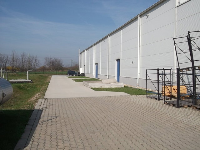 Eladó ipari ingatlan, Győrött 800 M Ft, 8 szobás