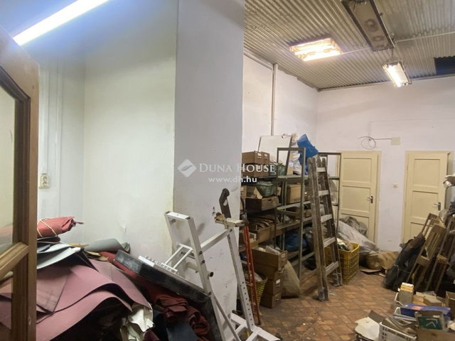Eladó üzlethelyiség, Budapesten, VIII. kerületben 39.99 M Ft