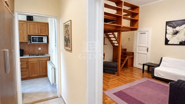 Eladó téglalakás, Budapesten, IX. kerületben 74.9 M Ft, 1 szobás