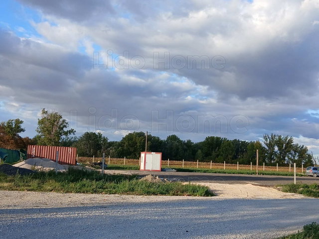 Kiadó ipari ingatlan, Vámosszabadin 180 E Ft / hó