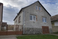 Eladó családi ház, Sombereken 40 M Ft, 8 szobás