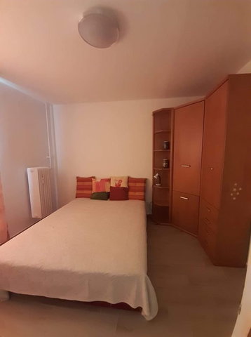 Kiadó panellakás, albérlet, Pécsett, Szigeti úton 160 E Ft / hó