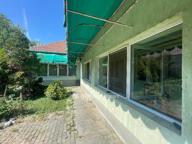 Eladó családi ház, Sarkadon 25 M Ft, 3+1 szobás