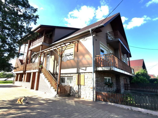 Eladó családi ház, Banán 82 M Ft, 5 szobás