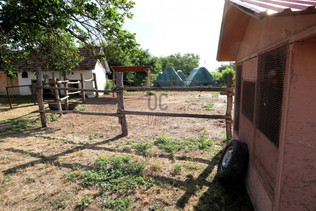 Eladó családi ház, Helvécián 30.5 M Ft, 2 szobás