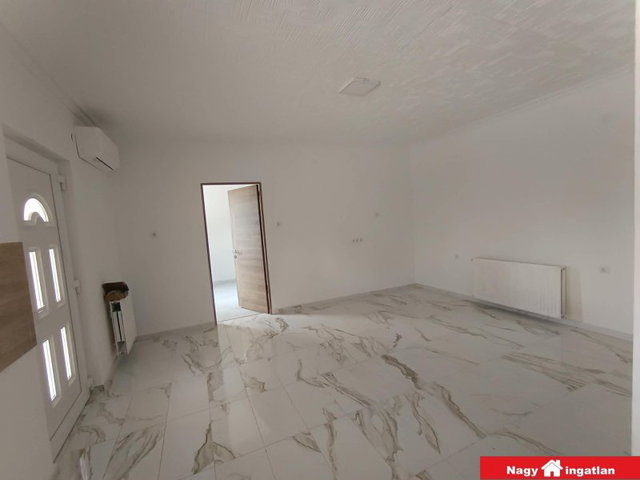Eladó téglalakás, Örkényen 39.9 M Ft, 2 szobás