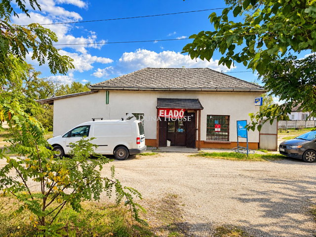 Eladó üzlethelyiség, Tokodaltárón 51 M Ft