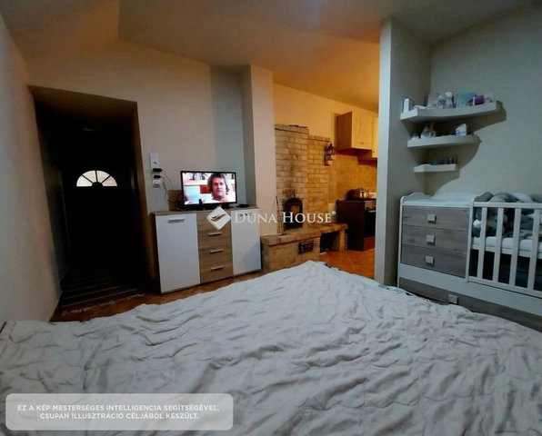 Eladó családi ház, Sukorón, Fehérvári úton 75 M Ft, 3 szobás