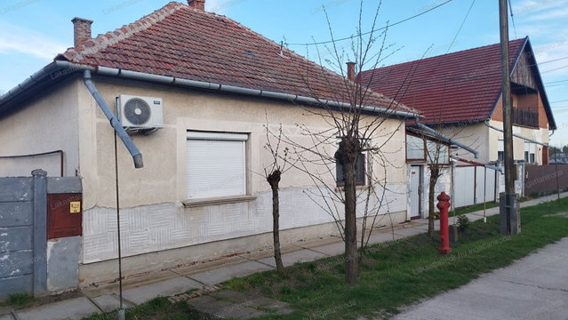Eladó családi ház, Méhkeréken 16.5 M Ft, 4+1 szobás