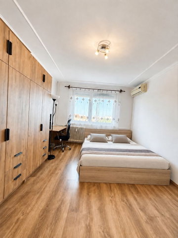 Kiadó panellakás, albérlet, Debrecenben 250 E Ft / hó, 2 szobás