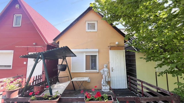 Eladó nyaraló, Bokodon 19.9 M Ft, 1+1 szobás