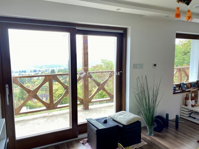 Eladó családi ház, Szentendrén 149 M Ft, 4 szobás