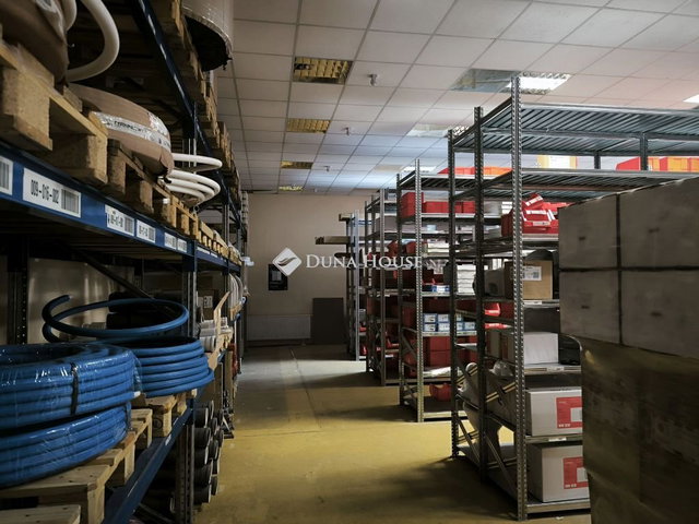 Kiadó ipari ingatlan, Győrött 891 E Ft / hó