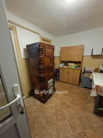 Eladó családi ház, Vámospércsen 29.9 M Ft, 2 szobás