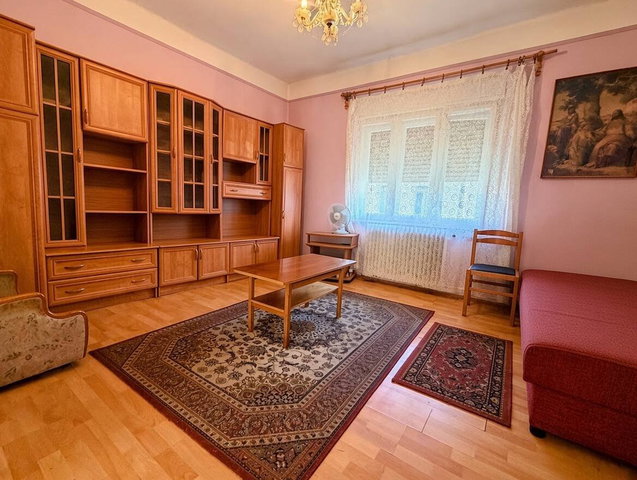 Eladó családi ház, Miskolcon 32 M Ft, 2 szobás