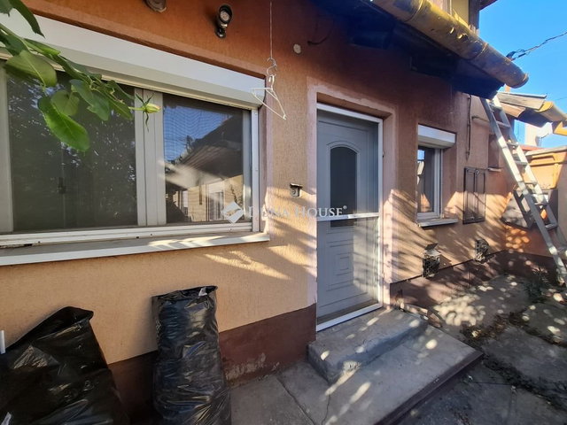 Eladó családi ház, Kiskunfélegyházán 27 M Ft, 3+1 szobás