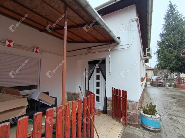 Eladó családi ház, Somogyszobon 28.9 M Ft, 3 szobás