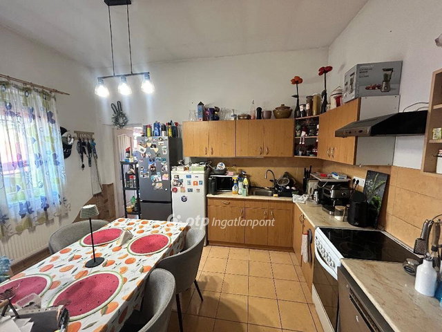 Eladó ikerház, Budapesten, XV. kerületben 84.9 M Ft, 2+1 szobás