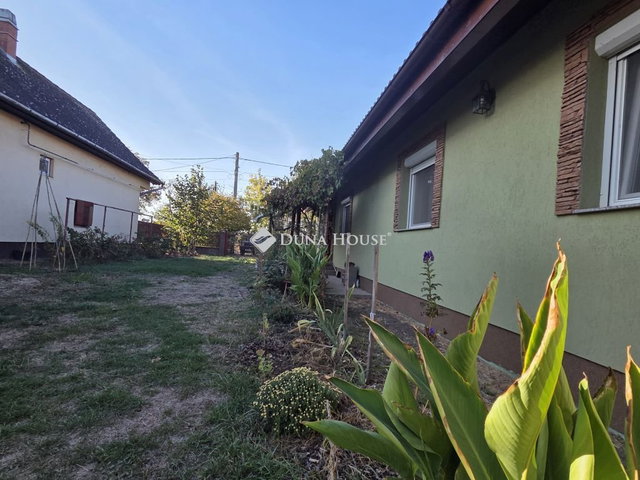 Eladó családi ház, Karcagon, Szamos utcában 46 M Ft, 4 szobás