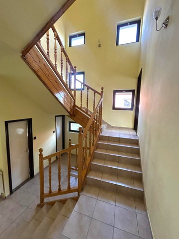Eladó iroda, Szombathelyen 116.5 M Ft, 10 szobás