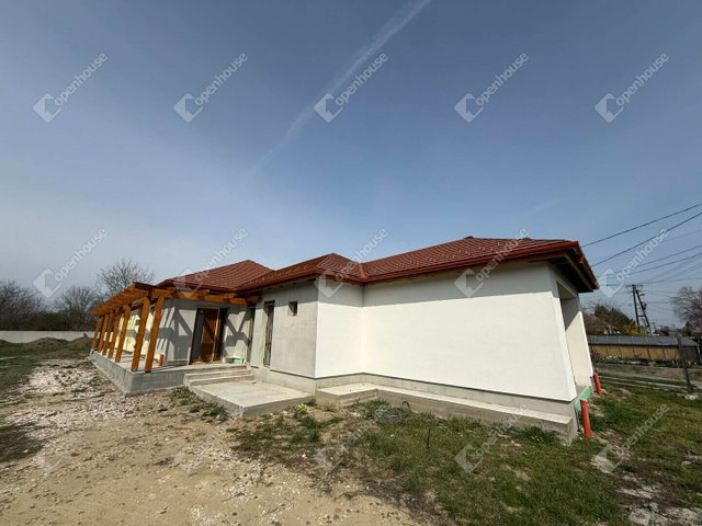 Eladó családi ház, Pilisen 125 M Ft, 4 szobás